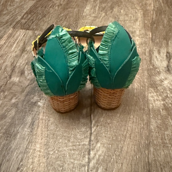 KATE SPADE NEW YORK Pineapple Wiatt Heels 8 - Picture 6 of 8